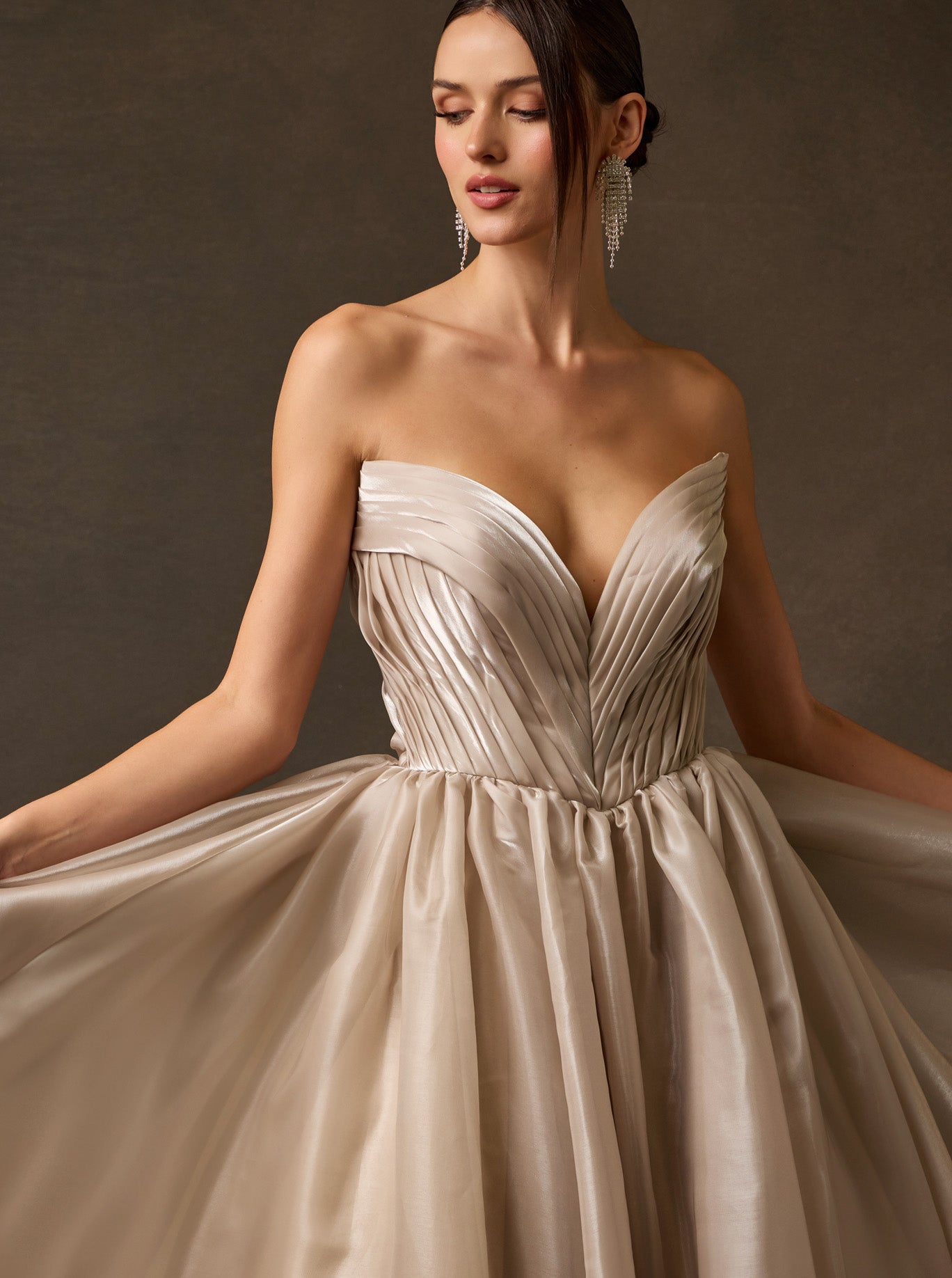 AN2542-LA_Champagne_5403465