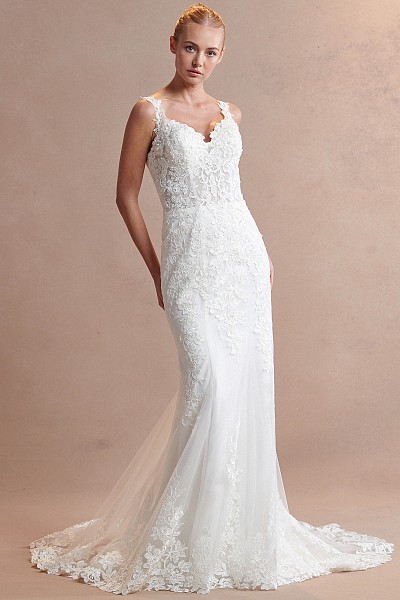 Sleeveless Lace Shoulder Straps Wed...
