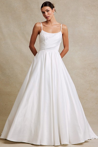 Sleeveless Bateau Neckline A Line W...