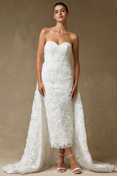 Romantic Tea-Length Sheath Wedding ...