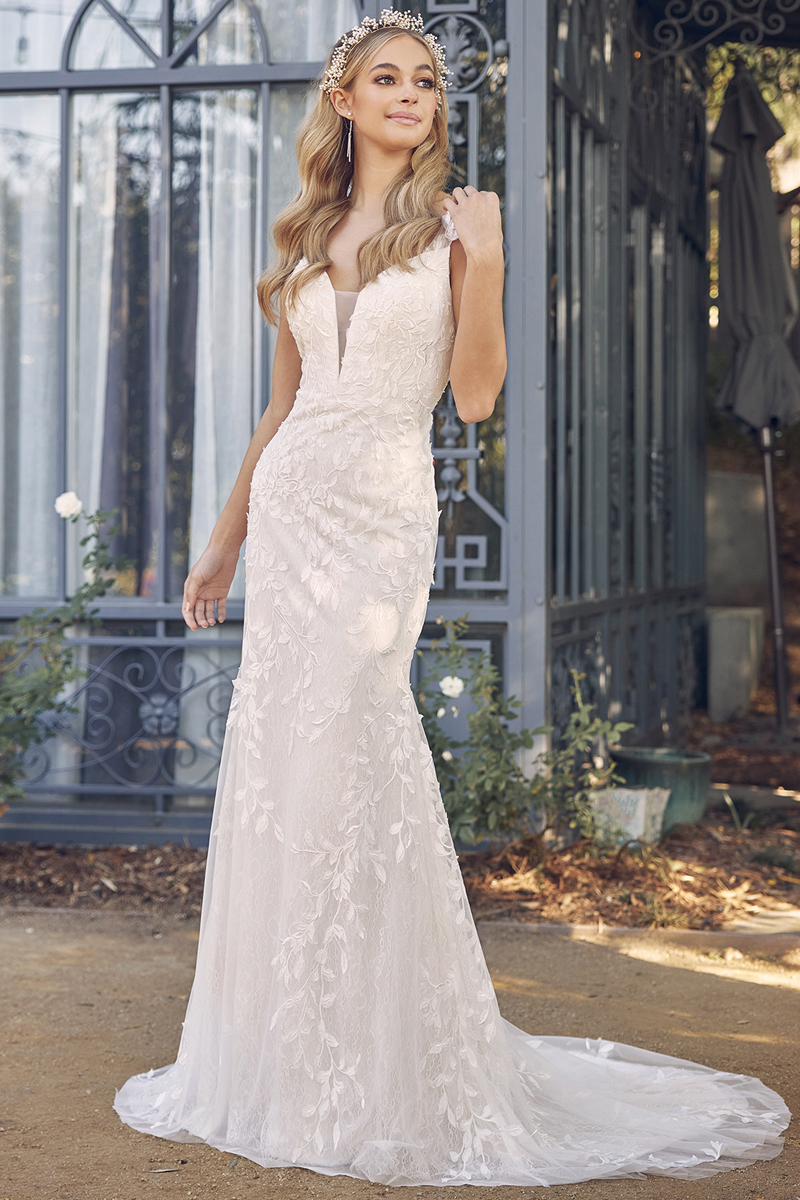 Shoulder Strap Lace Fit and Flare Bridal Gown