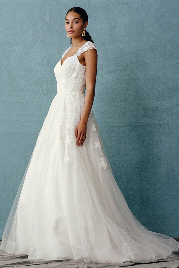 Lace Cap Sleeve Sweetheart A Line Wedding Gown