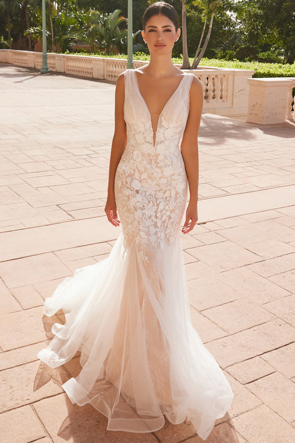 Sleeveless Deep V Neck Lace Mermaid Wedding Gown