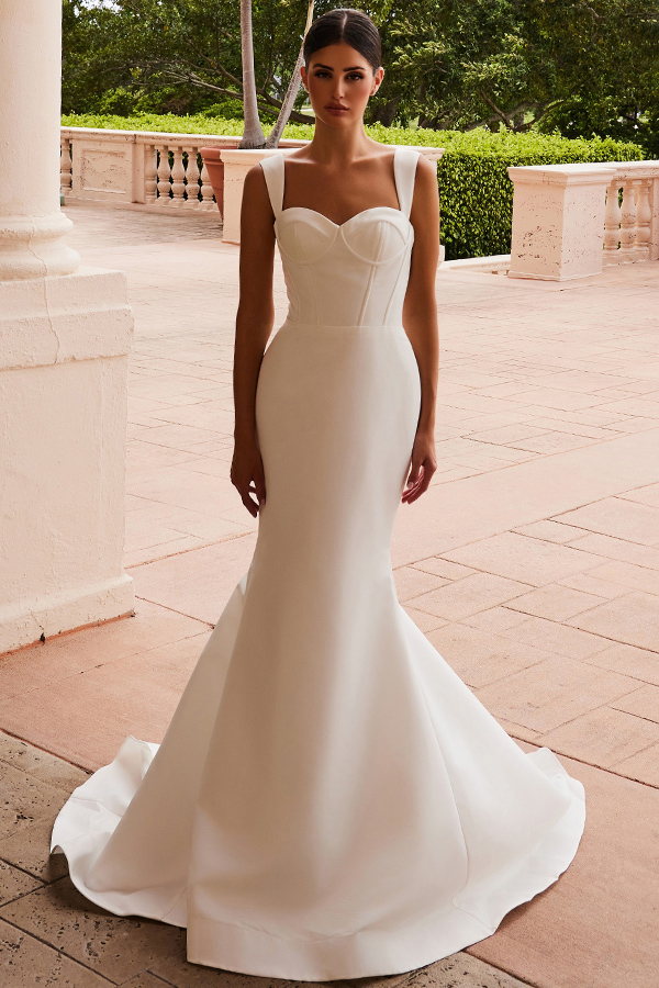 Sleeveless Shoulder Straps Trumpet Wedding Gown