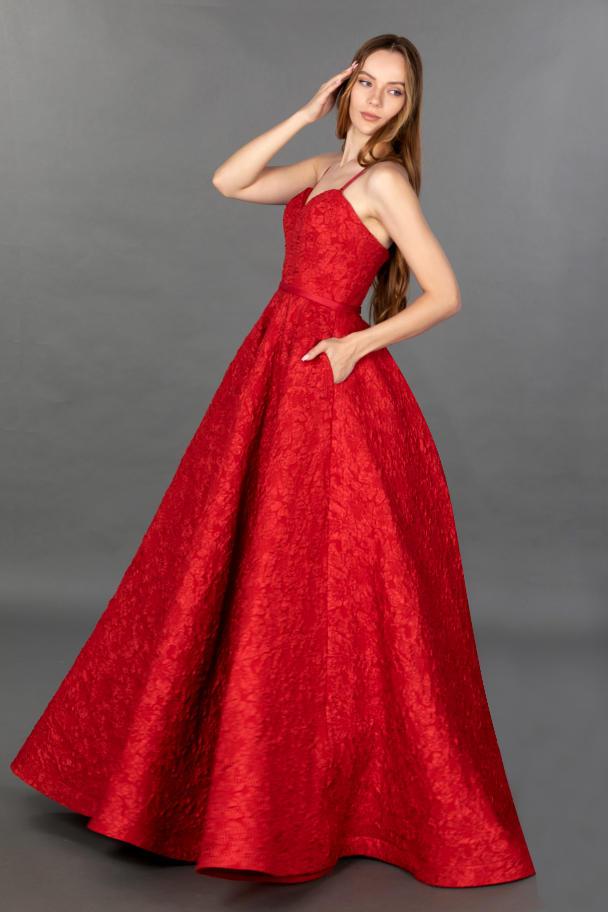 STRAPLESS, SWEETHEART, FIXED BELT
