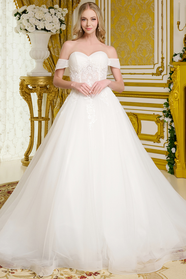 Off Shoulder Sweetheart Lace Illusion Wedding Gown