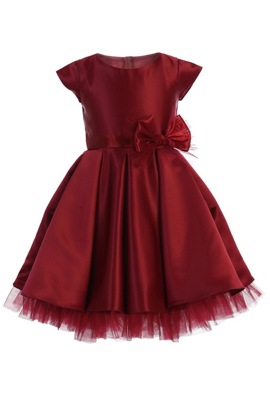 Full Pleated Satin with Oversized Bow.