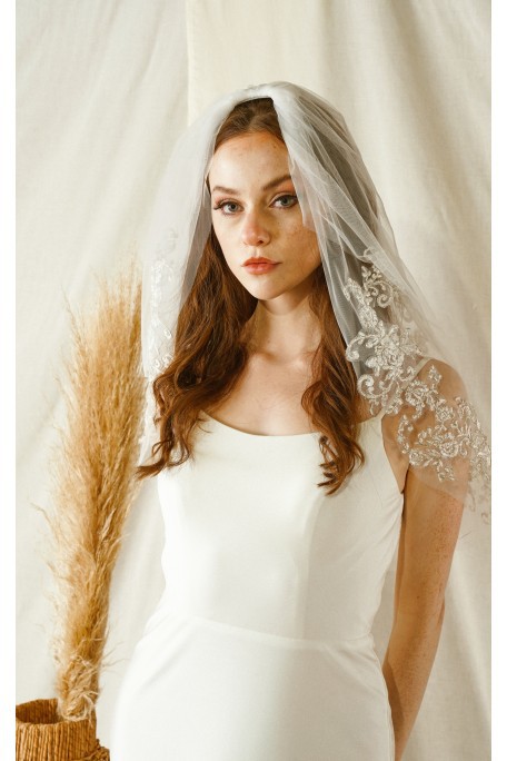 Botanical Embroidery Stand Length Bridal Veil