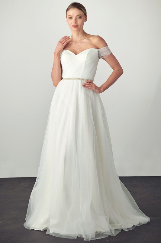 Off Shoulder, Sweetheart Neck, A Line Gown