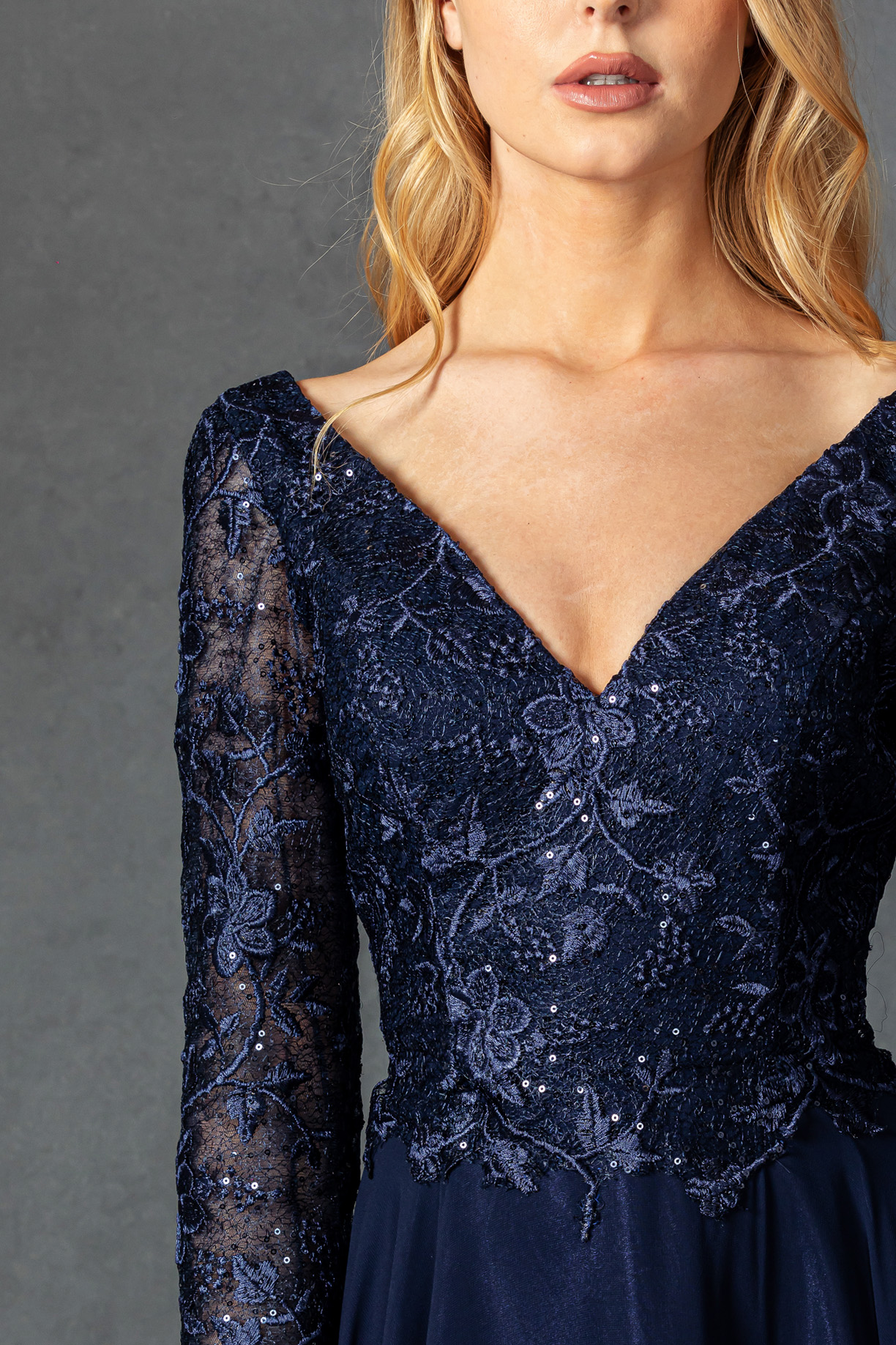 LONG SLEEVE, SWEETHEART, A-LINE