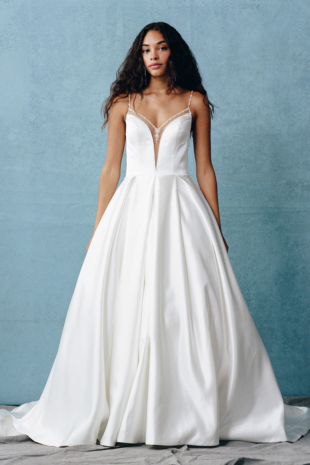 SLEEVELESS, SHOULDER STRAPS BRIDAL GOWN