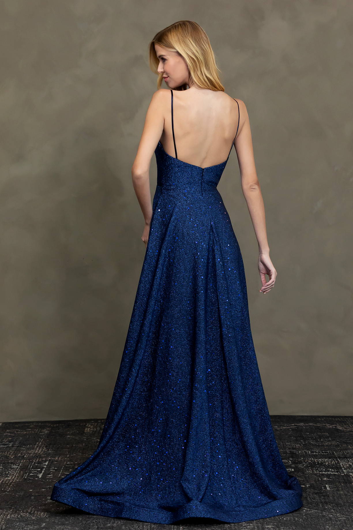 SLEEVELESS, SWEETHEART, A-LINE