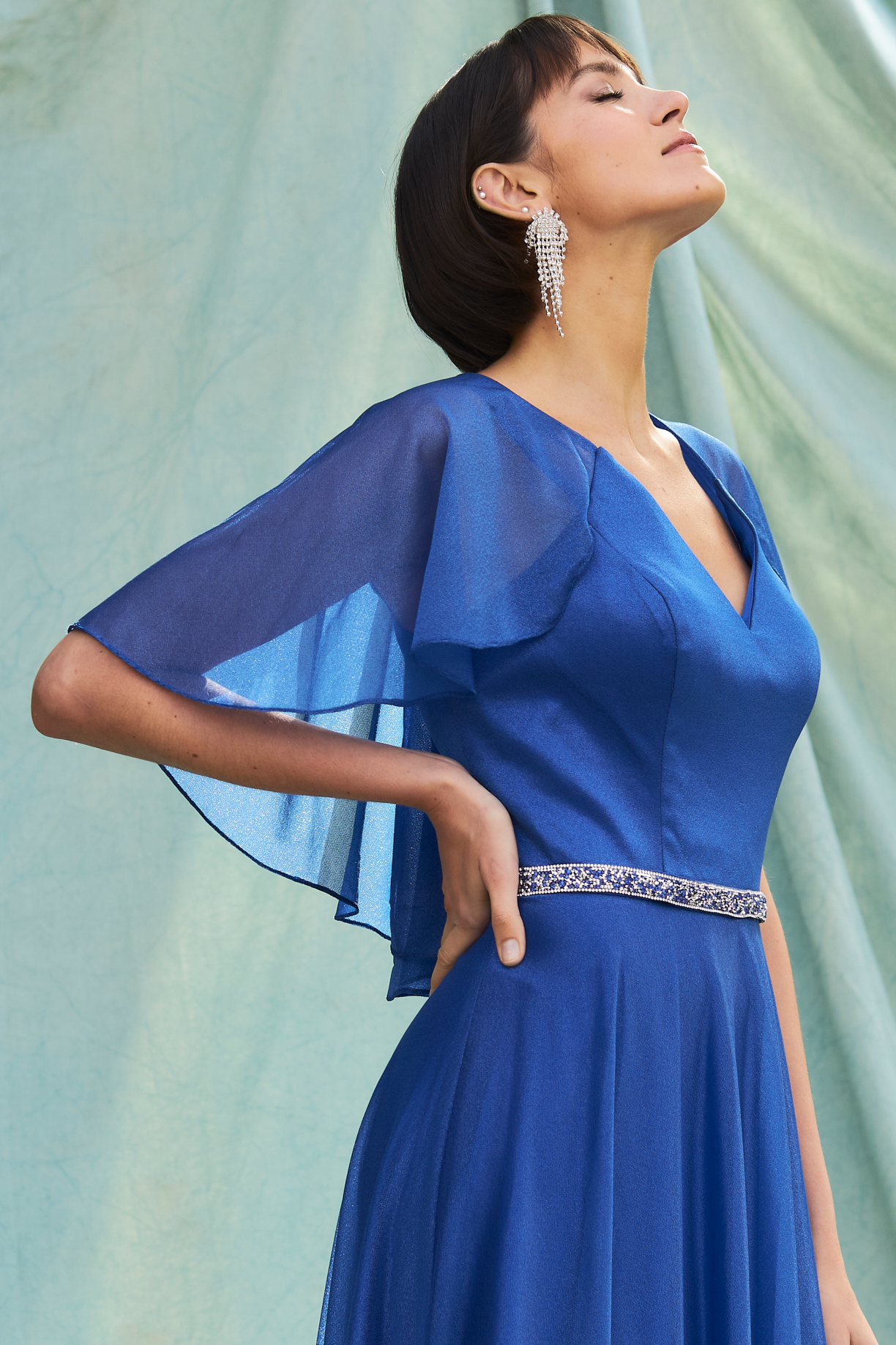 V-NECK, SHORT SLEEVE, SHEATH, CAPE