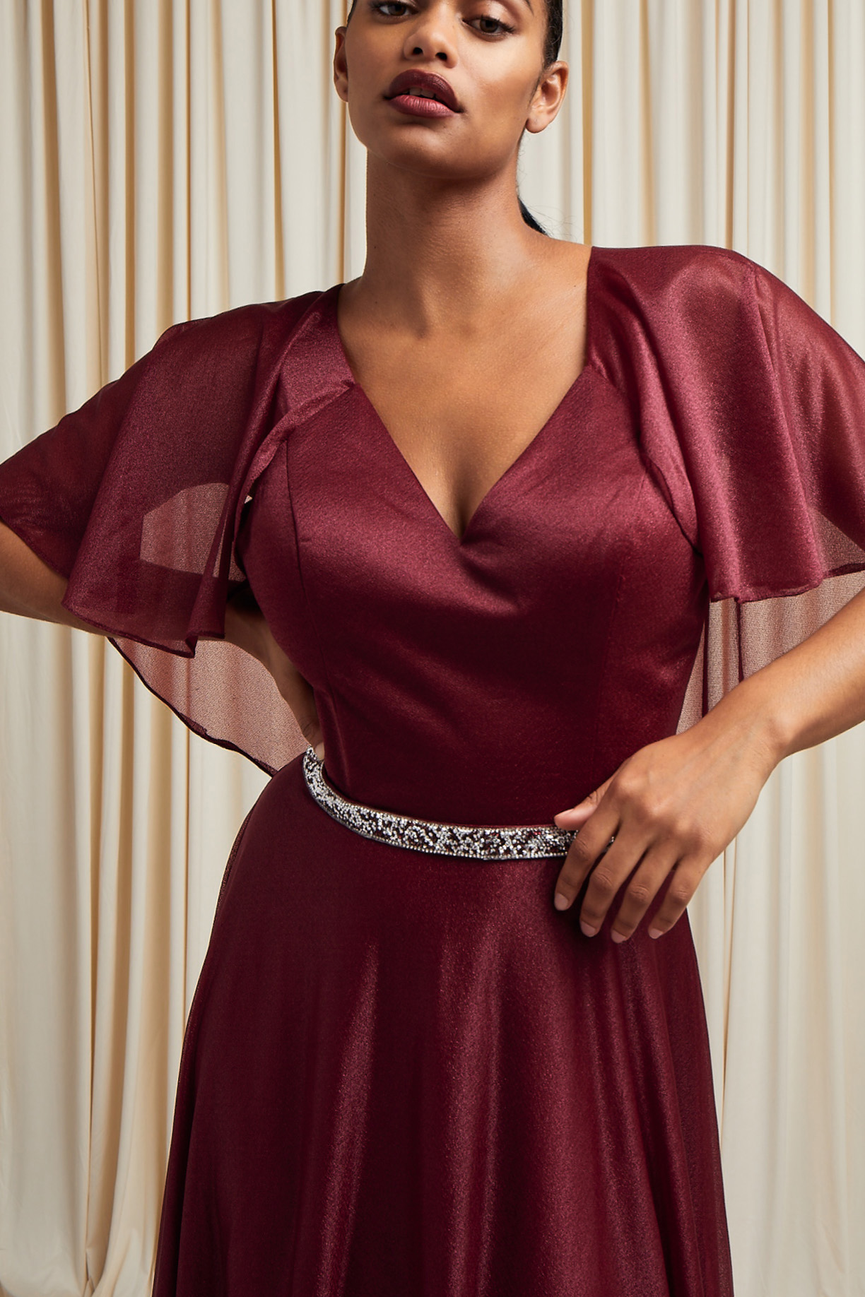 V-NECK, SHORT SLEEVE, SHEATH, CAPE